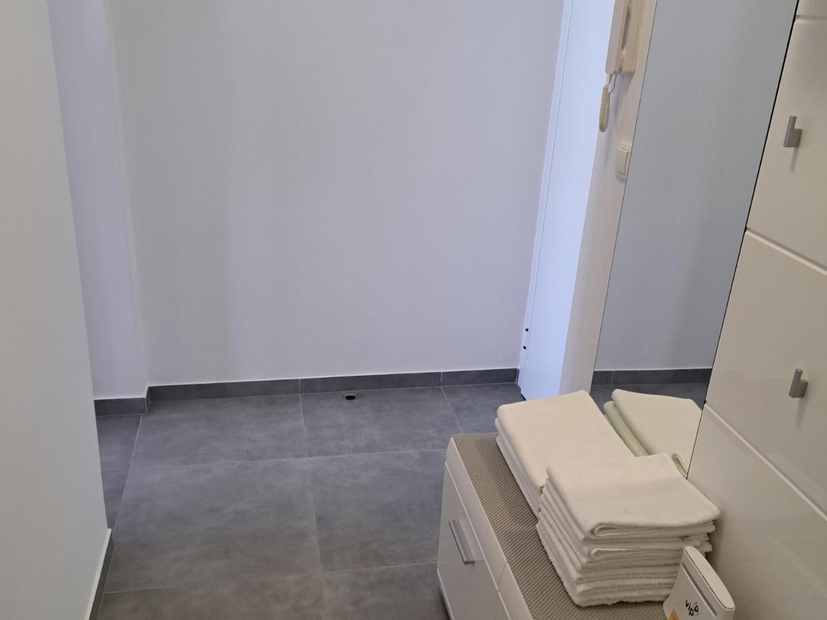 Beach Seaview Apartment Makarska Kültér fotó